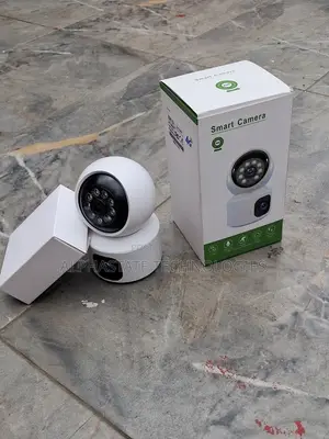 Dual Lens 4G Security Camera with Two-Way Audio