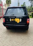 Land Rover Range Rover Vogue 2004 Nyeusi - 2