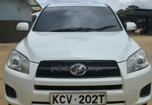 Toyota RAV4 2012 Nyeupe