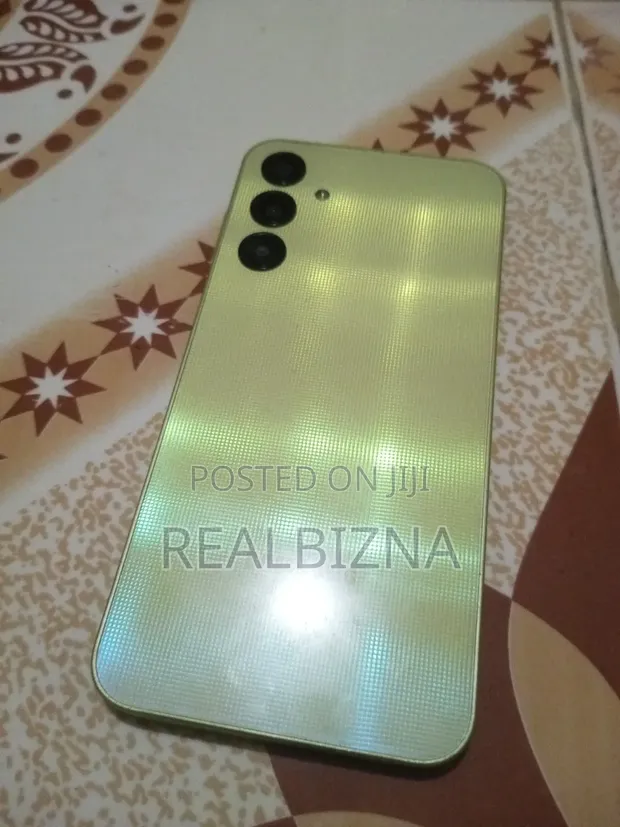 Samsung Galaxy A25 128GB Gold - 1