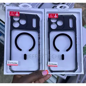 Xundo Anti-Yellowing Hard Clear Case na Kingo Nyeusi kwa iPhone 17 Pro Max