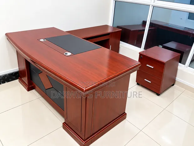 Boss Office Products Manager/Director Desk - 1