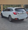 2015 Subaru Outback White - 5