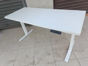 Boss Office Products 1.4m Electric Standing Adjustable Desk