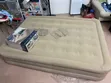 Inflatable Queen Size Airbed Mattress with Built-in Pump & 2 Pillows - 3