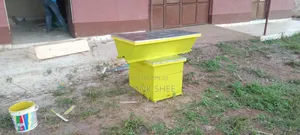 Mizinga ya Nyuki ya Langstroth na Top Bar