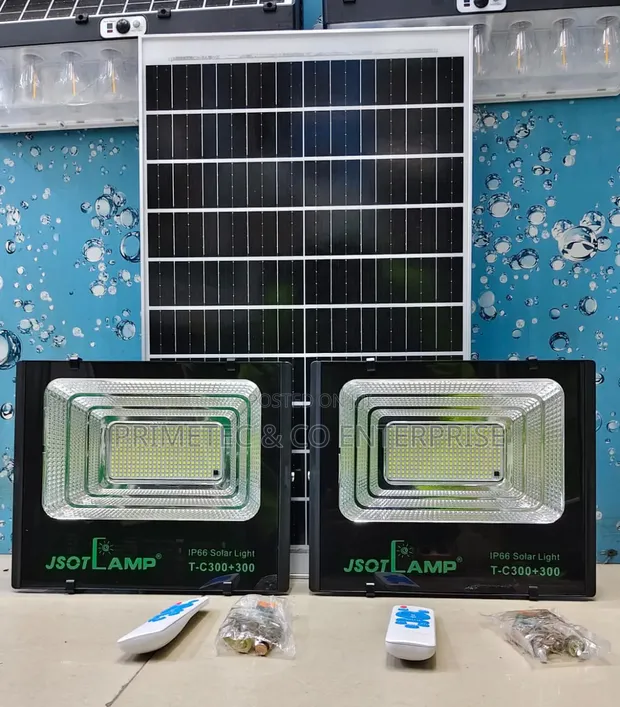 2-in-1 TC 300W Solar Floodlights - 1