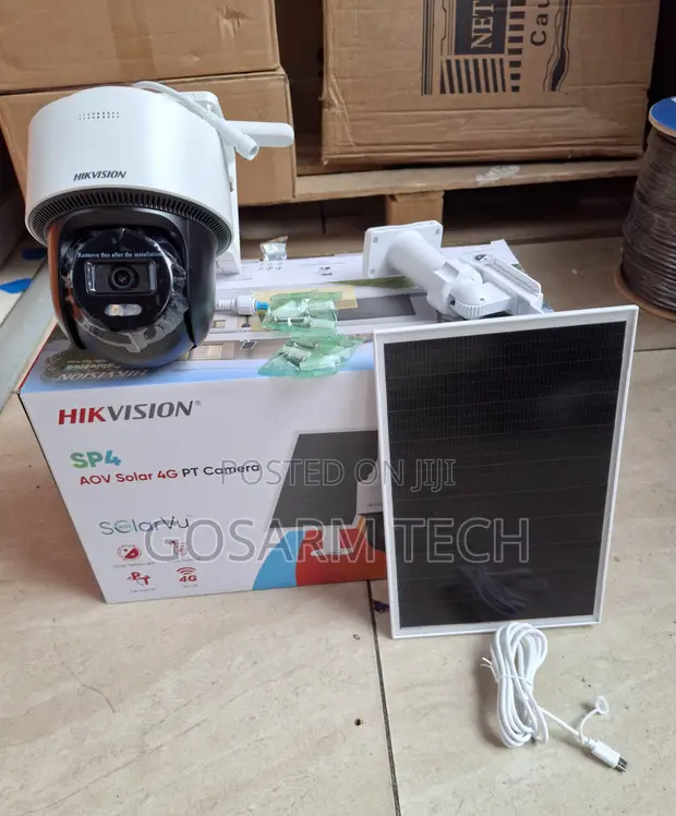 Hikvision DS-2CFSP4/4G 4MP Solar Camera - 1