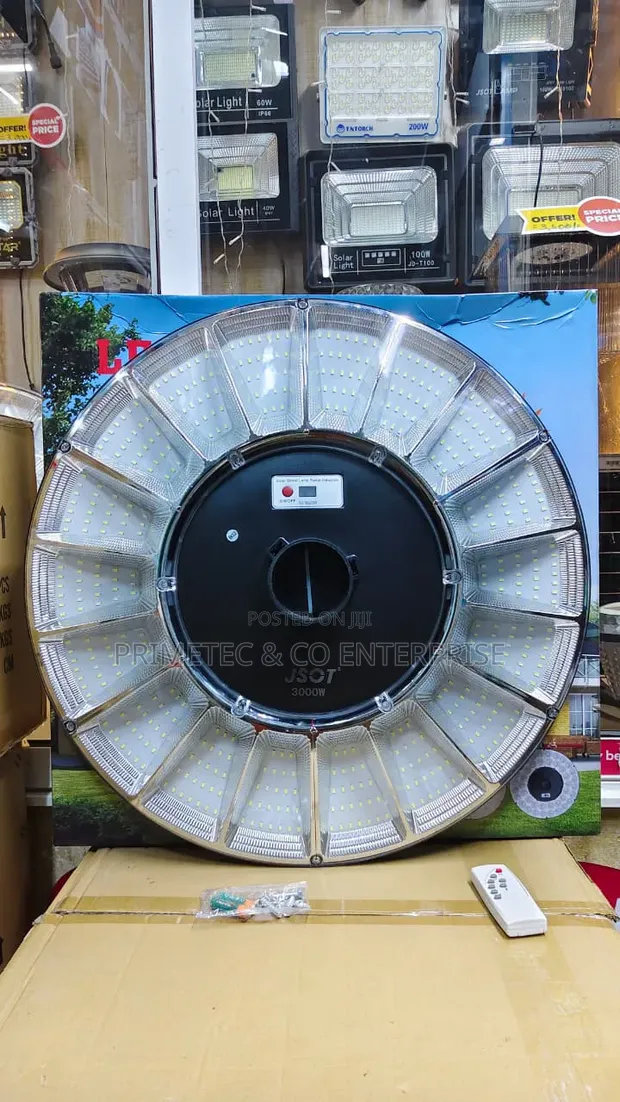 3000W UFO Solar Round Street Light - 1