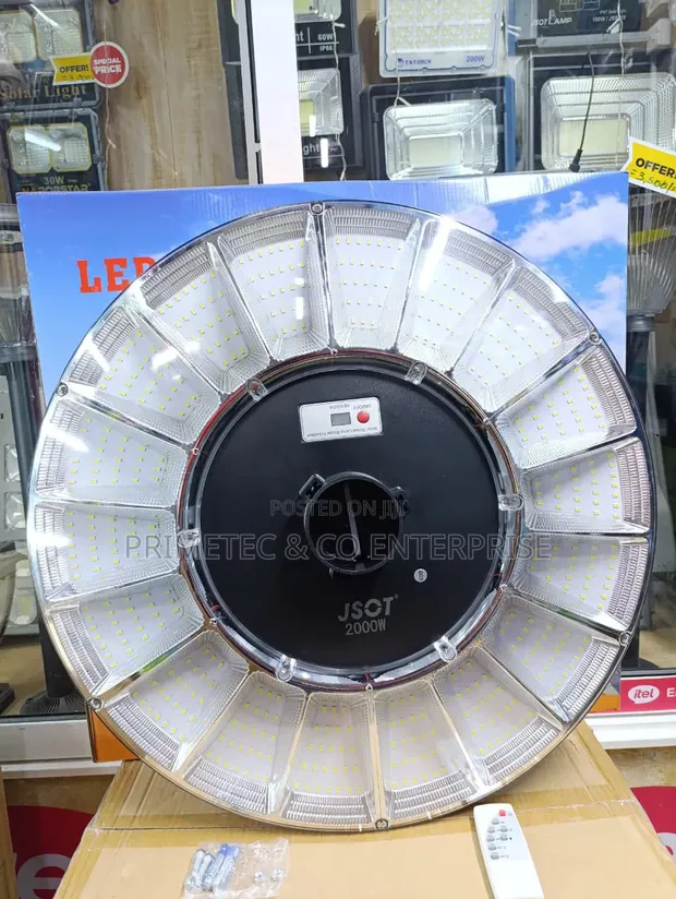 2000W UFO Solar Round Street Light - 1