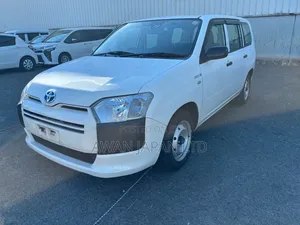Toyota Probox 1.5 Hybrid DX Comfort 2019