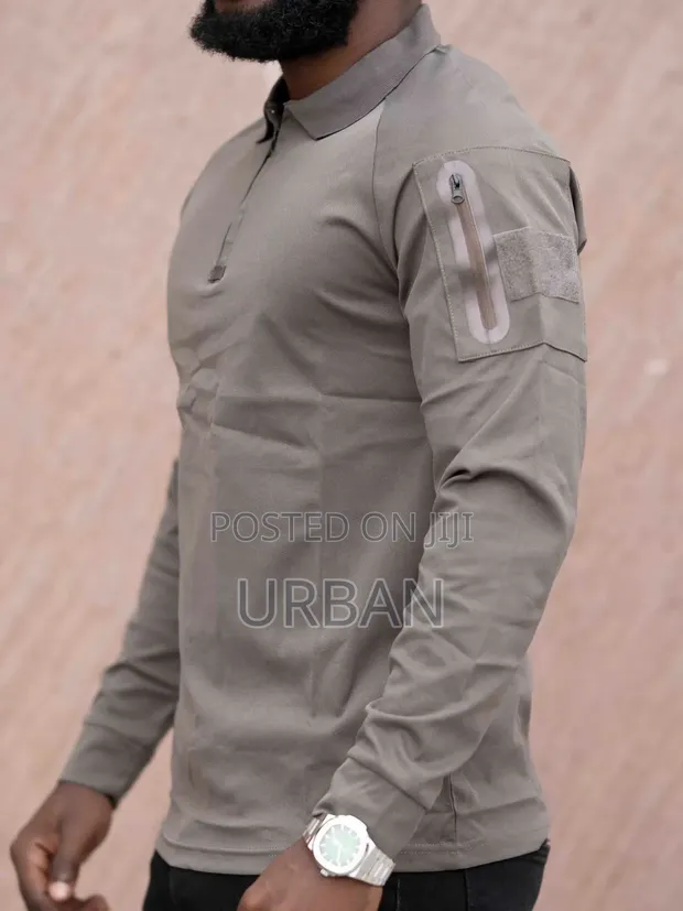 Clavis Fashion Hub T-Shirt ya Kiume ya Kijeshi ya Nusu Zip - 1