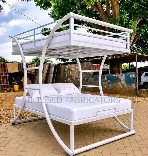 Couple Bed - Smart & Strong Metallic - 1