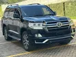 Toyota Land Cruiser 4.6 V8 ZX 2011 Nyeusi - 3