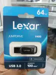 Lexar JumpDrive V400 64GB USB 3.0 Flash Drive - 4