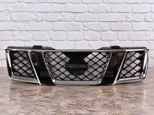 Nissan Navara Chrome Grille (2007-2014)