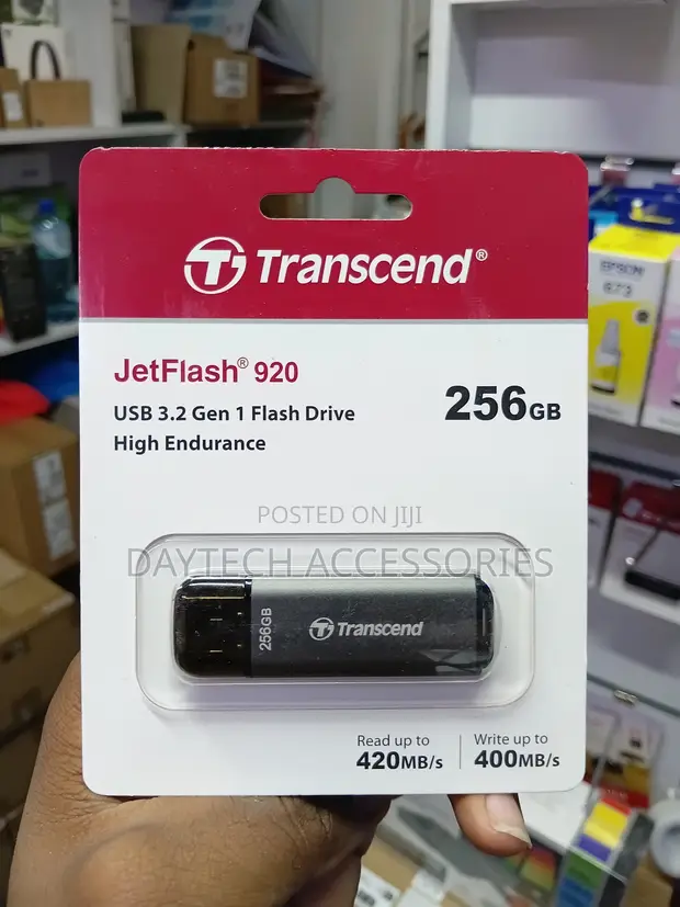 Transcend JetFlash 920 256GB USB 3.2 Gen 1 Flash Drive - 1