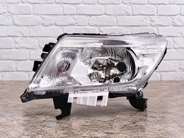 Casp Head Lamp Nissan Navara 2016-2018 - 1