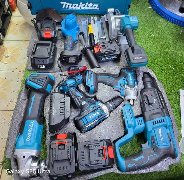 Makita Professional Power Tool Combo Set - 1