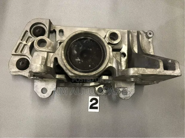 Nissan Serena Gearbox Mount (Iliyo tumika) - 1