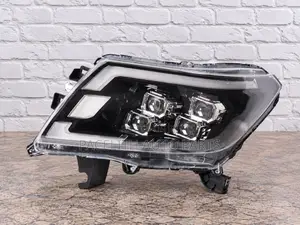 Mwangaza wa Mbele Nissan Navara NP300 na LED (2021)
