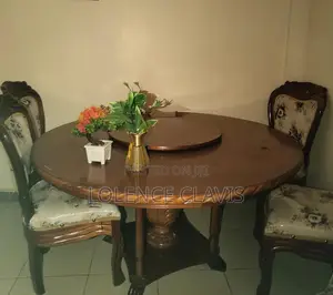 Round Mahogany Dining Table - Woodstock