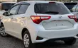 Toyota Vitz 1.0 FWD 5dr 2019 Nyeupe - 4