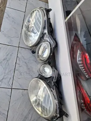 Mercedes-Benz W211 Xenon Headlights (Used)