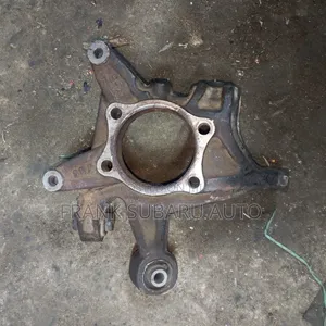Subaru Forester SH5 Rear Knuckle (Iliyo tumika)