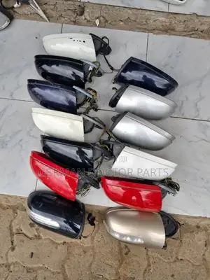 Mercedes-Benz W203 C-Class Folding Side Mirrors (Zilizotumika)