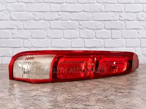 Depo Tail Lamp kwa Nissan X-Trail (2001-2006)