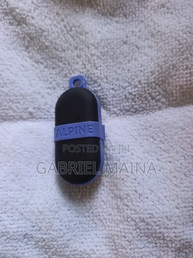 Alpine DeepSleep Earplugs with Travel Case - Blue/Black - 1