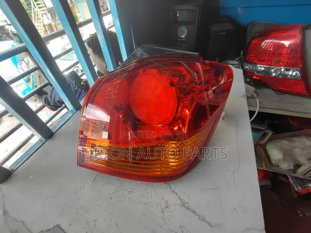 Mataa ya Nyuma ya Mitsubishi RVR (Yaliyotumika, Kutoka Japan) - 1