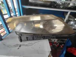 Honda Airwave Headlights Zisizo Xenon (Zilizotumika)