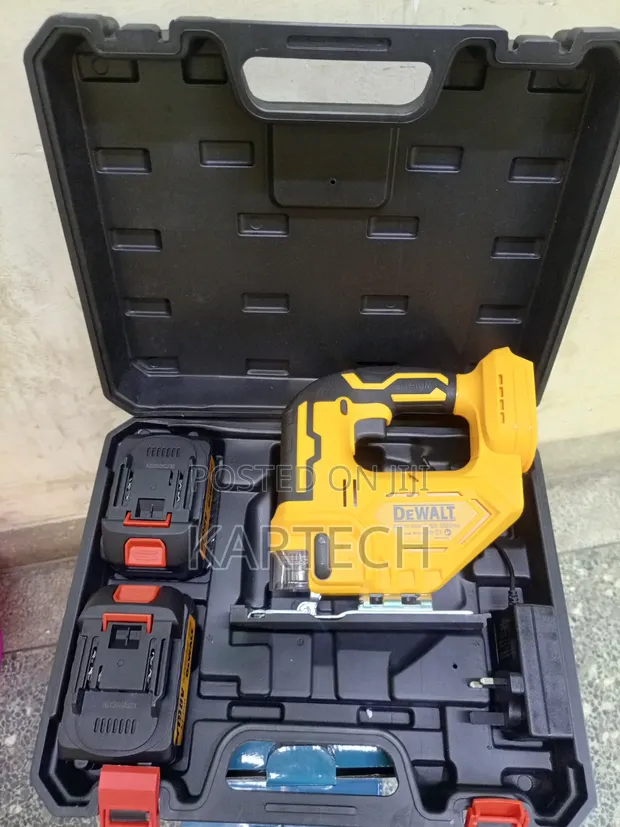 DeWalt Heavy-Duty Cordless Woodworking Jigsaw - 1