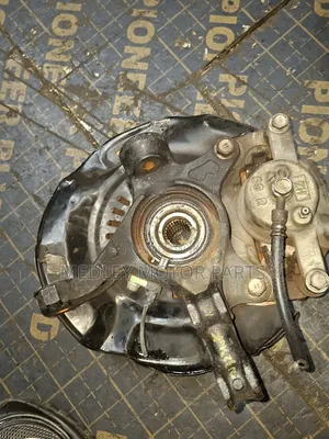 Toyota Premio/Belta/Vitz Front Wheel Hub (Used)
