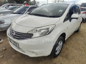 Nissan Note 2015 Nyeupe