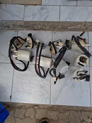 Mercedes-Benz W203 Fuel Pump and Gauges
