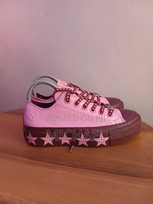 Converse All Star x Miley Cyrus Pink Sneakers