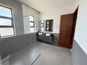 Villa ya Vyumba 5 vya Kulala Inauzwa Northland, Kahawa Sukari