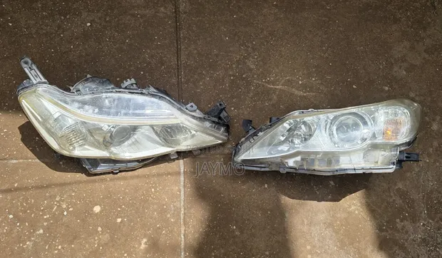 Toyota Mark X Xenon Headlight (2009-2011) - 1