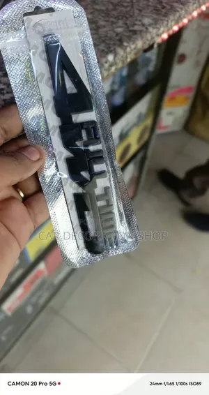 Nembo Nyeusi ya 3D Metal kwa Nje ya Gari ya Mazda