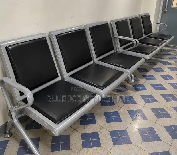 Benchi la Kusubiri la Metali la Sehemu 3 na Mito Nyeusi - 1