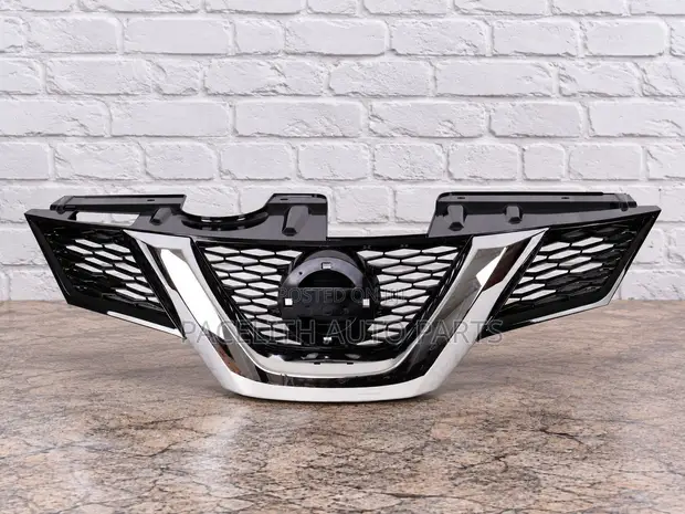 Grille ya Nissan X-Trail T32 (2014-2016) - 1
