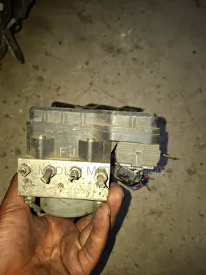 Toyota NZE ABS Motor (Iliyo tumika)