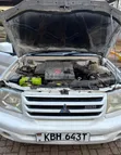 Mitsubishi Pajero IO 2002 Nyeupe - 4