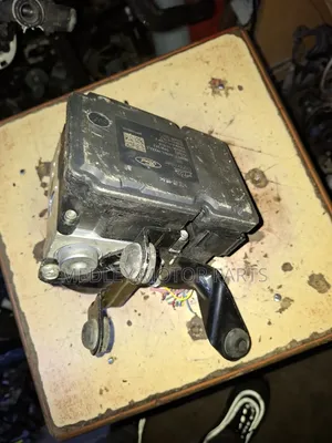 Mazda Demio ABS Motor