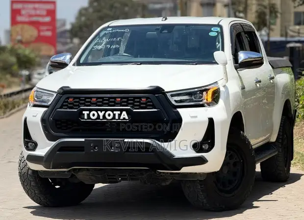 Toyota Hilux Double Cabin 2021 - 1