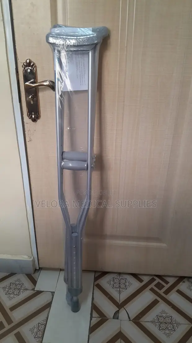 Under-Arm Walking Crutches - Adjustable Medical Crutches - 1