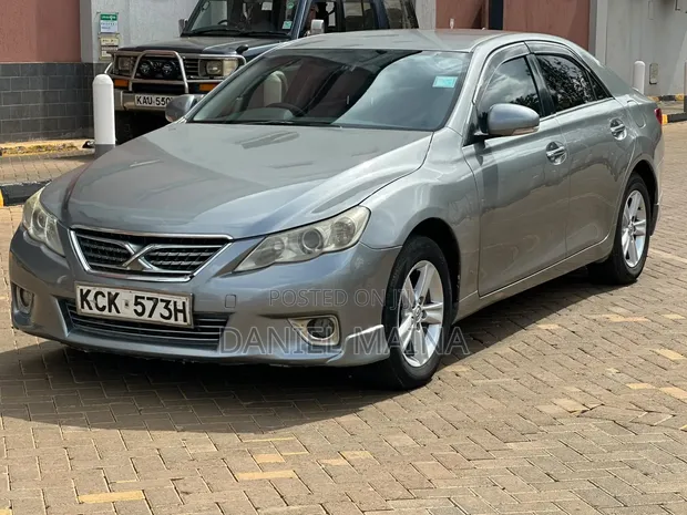Toyota Mark X 2010 Kijivu - 1